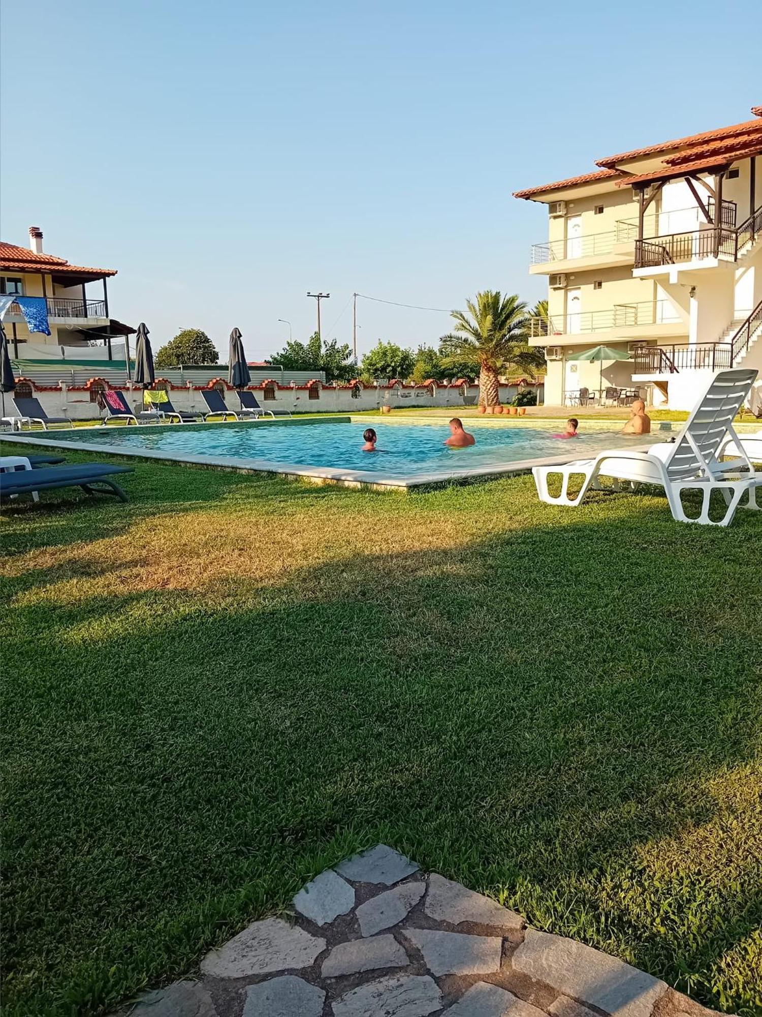 Vergina Pension Sarti Ngoại thất bức ảnh
